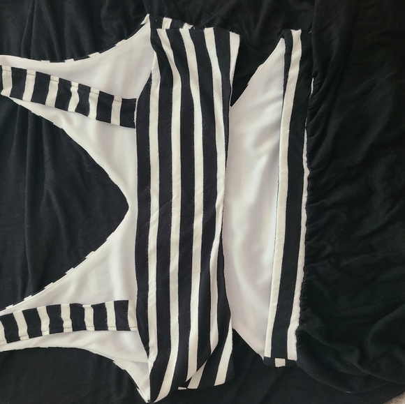 Lori M Swim Collection Cut out Summer Maxi sz small - Picture 3 of 3